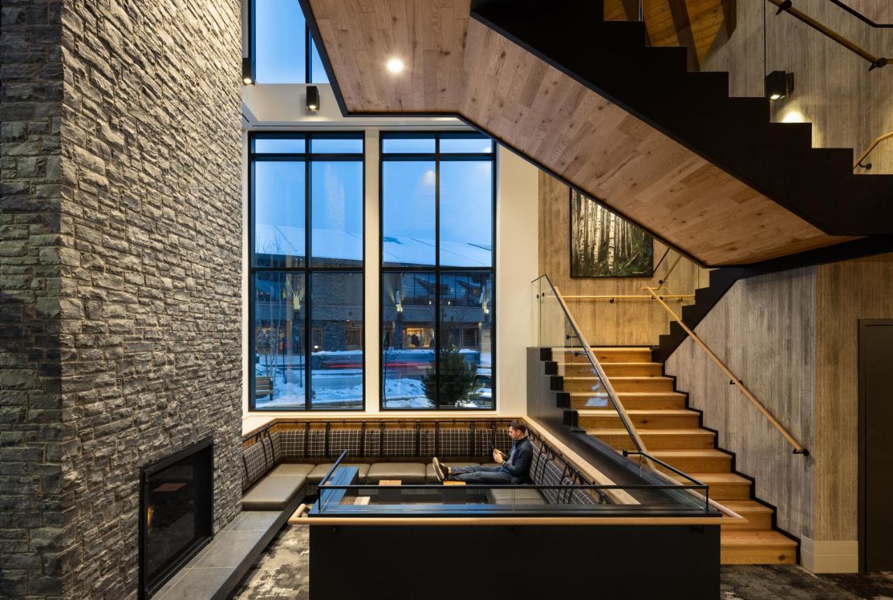 Peaks Hotel And Suites 뱀프 외부 사진