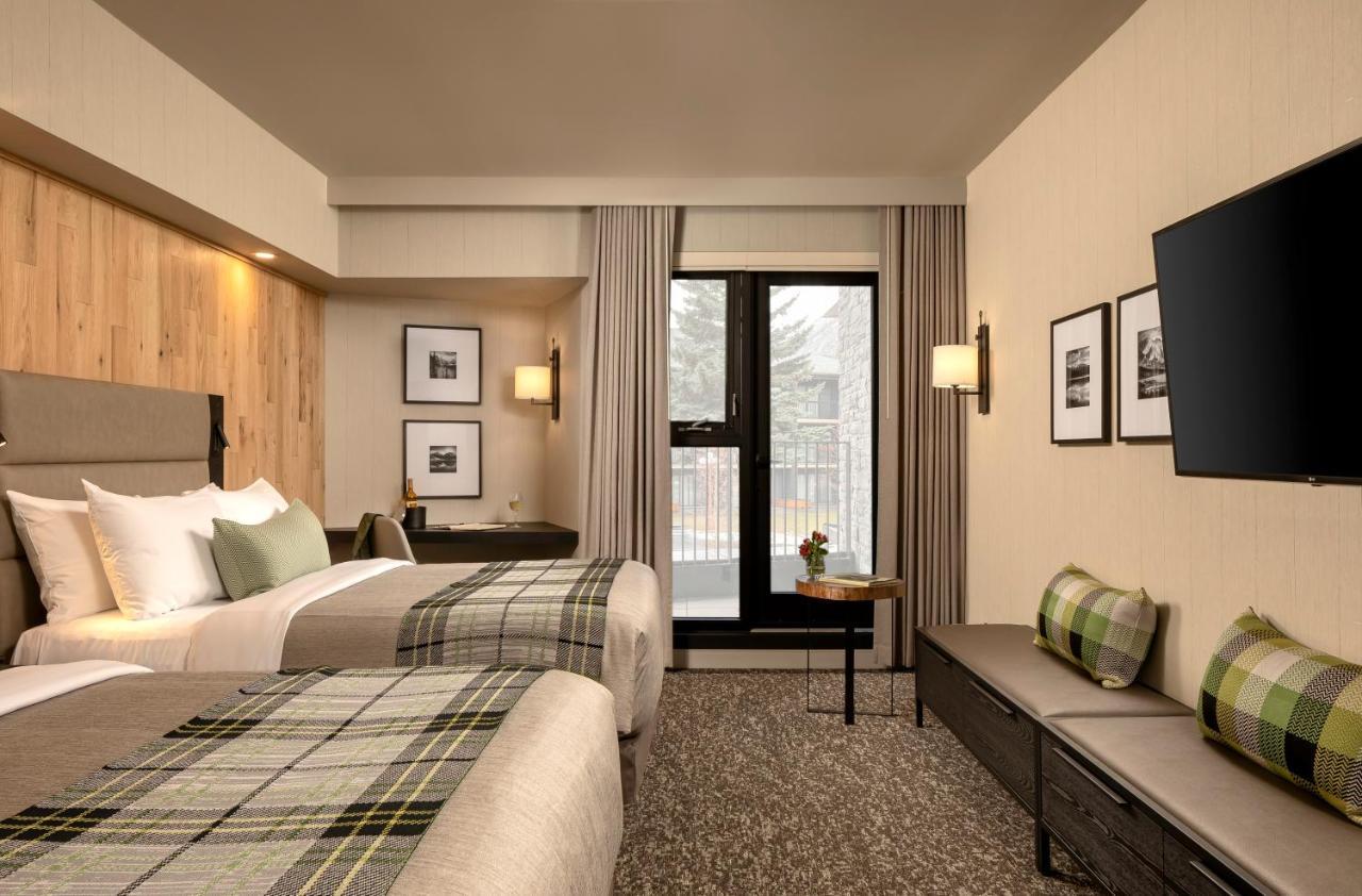 Peaks Hotel And Suites 뱀프 외부 사진