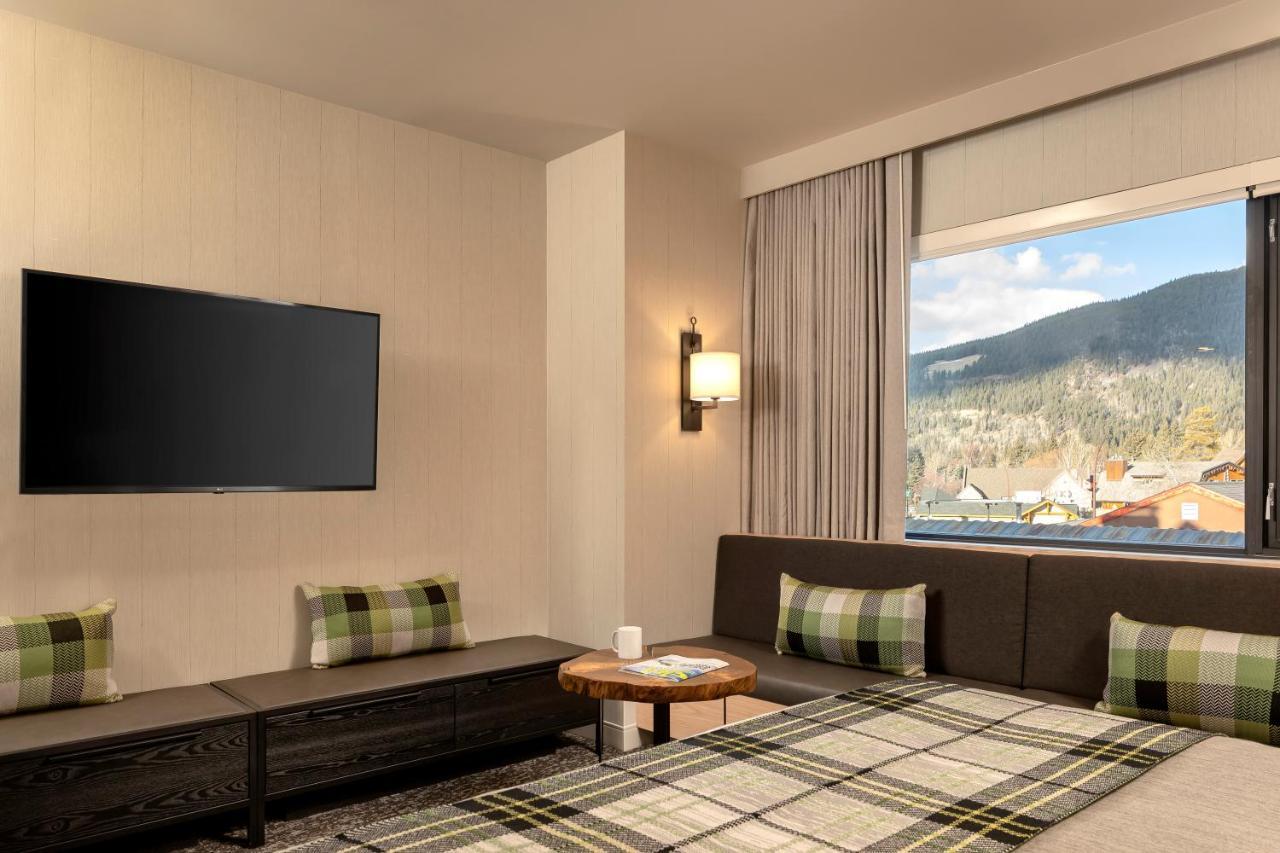 Peaks Hotel And Suites 뱀프 외부 사진