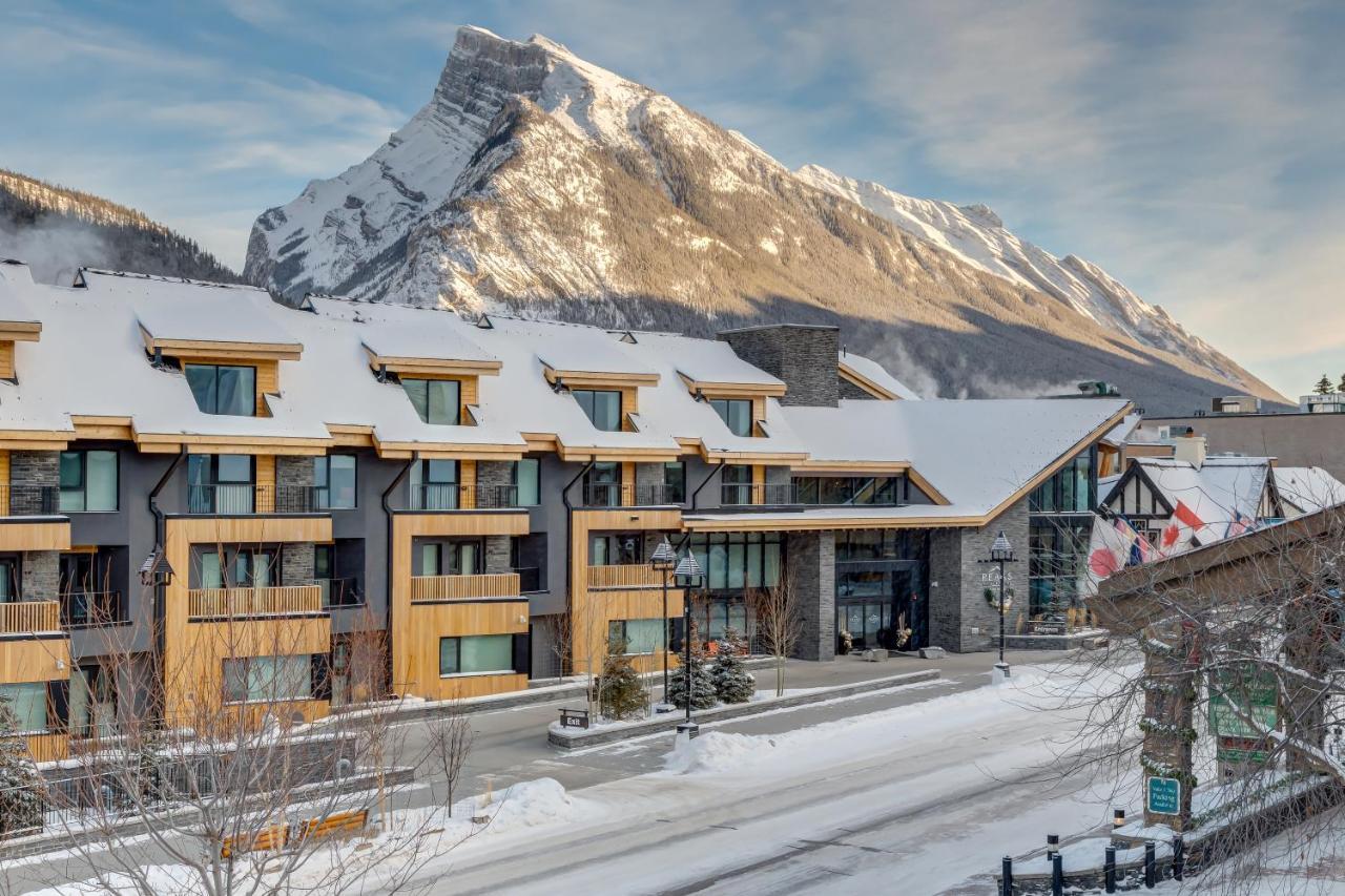 Peaks Hotel And Suites 뱀프 외부 사진