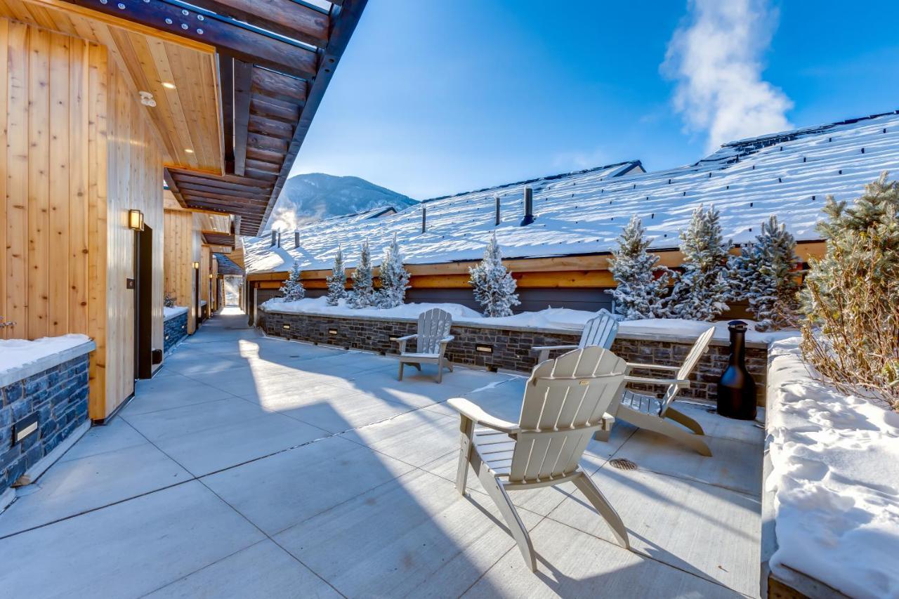 Peaks Hotel And Suites 뱀프 외부 사진